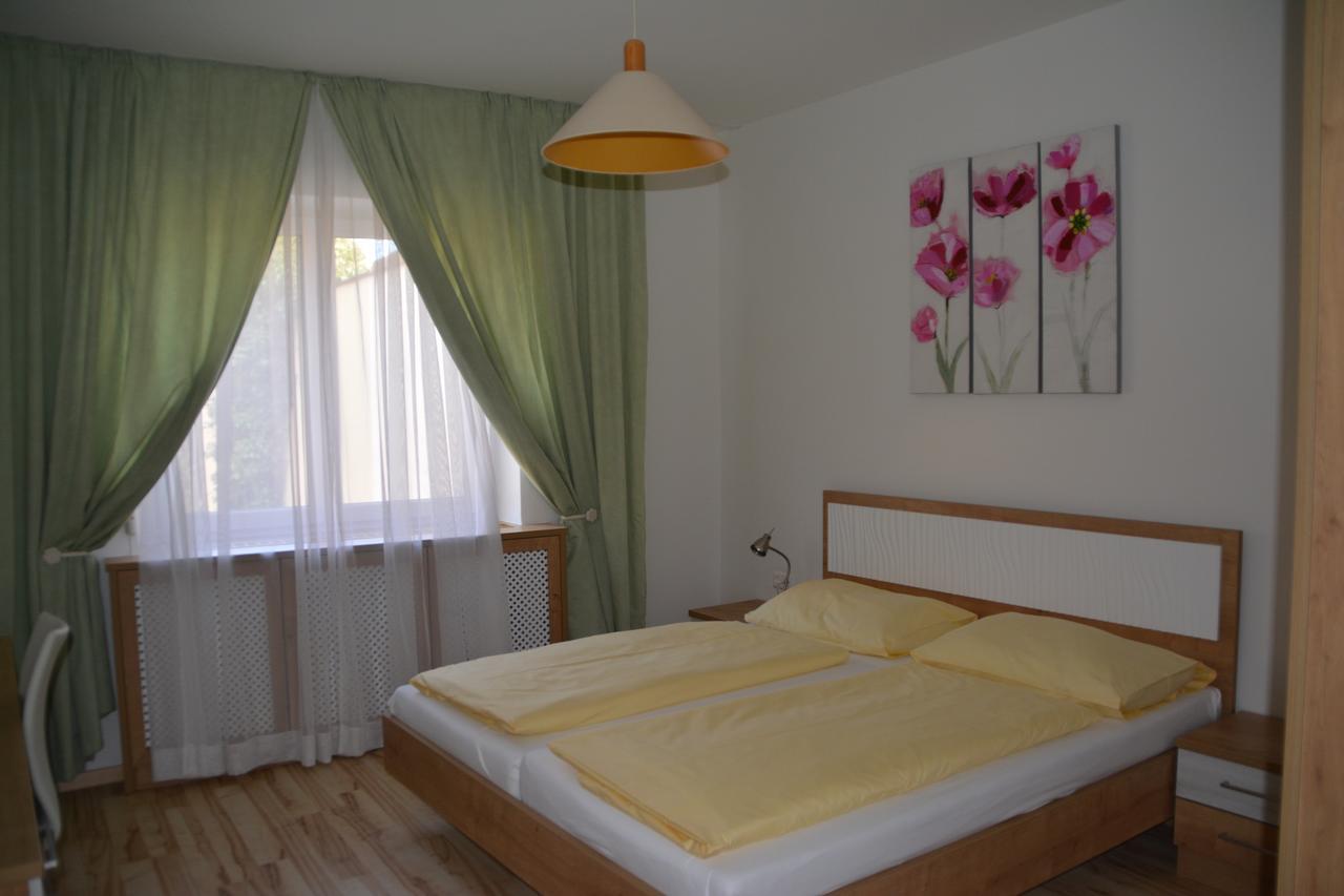 Hotel Lenau Stockerau Εξωτερικό φωτογραφία