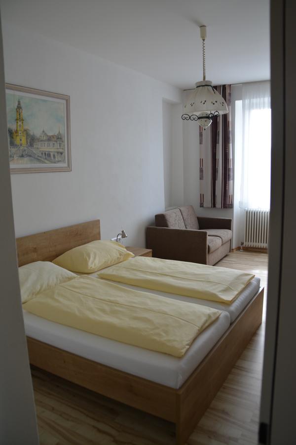 Hotel Lenau Stockerau Εξωτερικό φωτογραφία