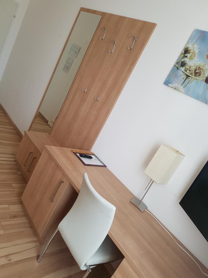Hotel Lenau Stockerau Εξωτερικό φωτογραφία