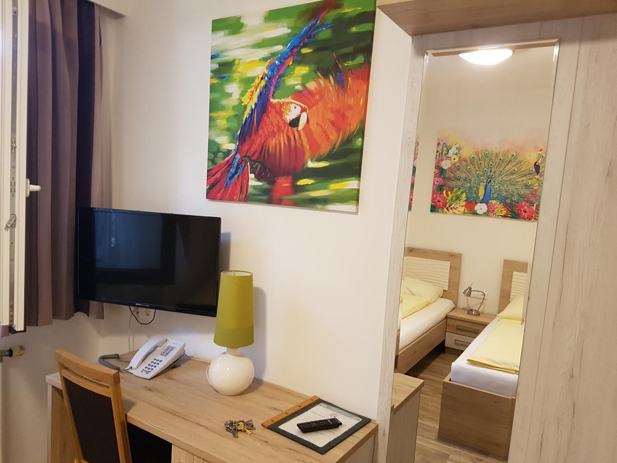 Hotel Lenau Stockerau Εξωτερικό φωτογραφία