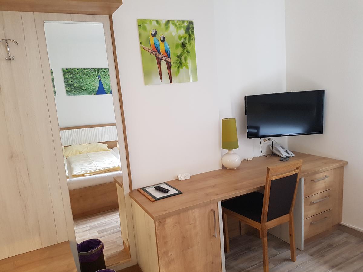Hotel Lenau Stockerau Εξωτερικό φωτογραφία